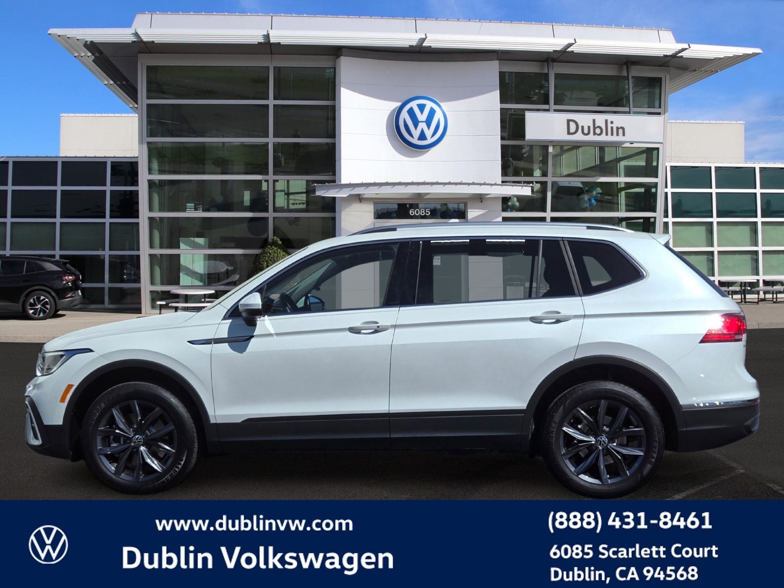 2023 Volkswagen Tiguan 2.0T SE