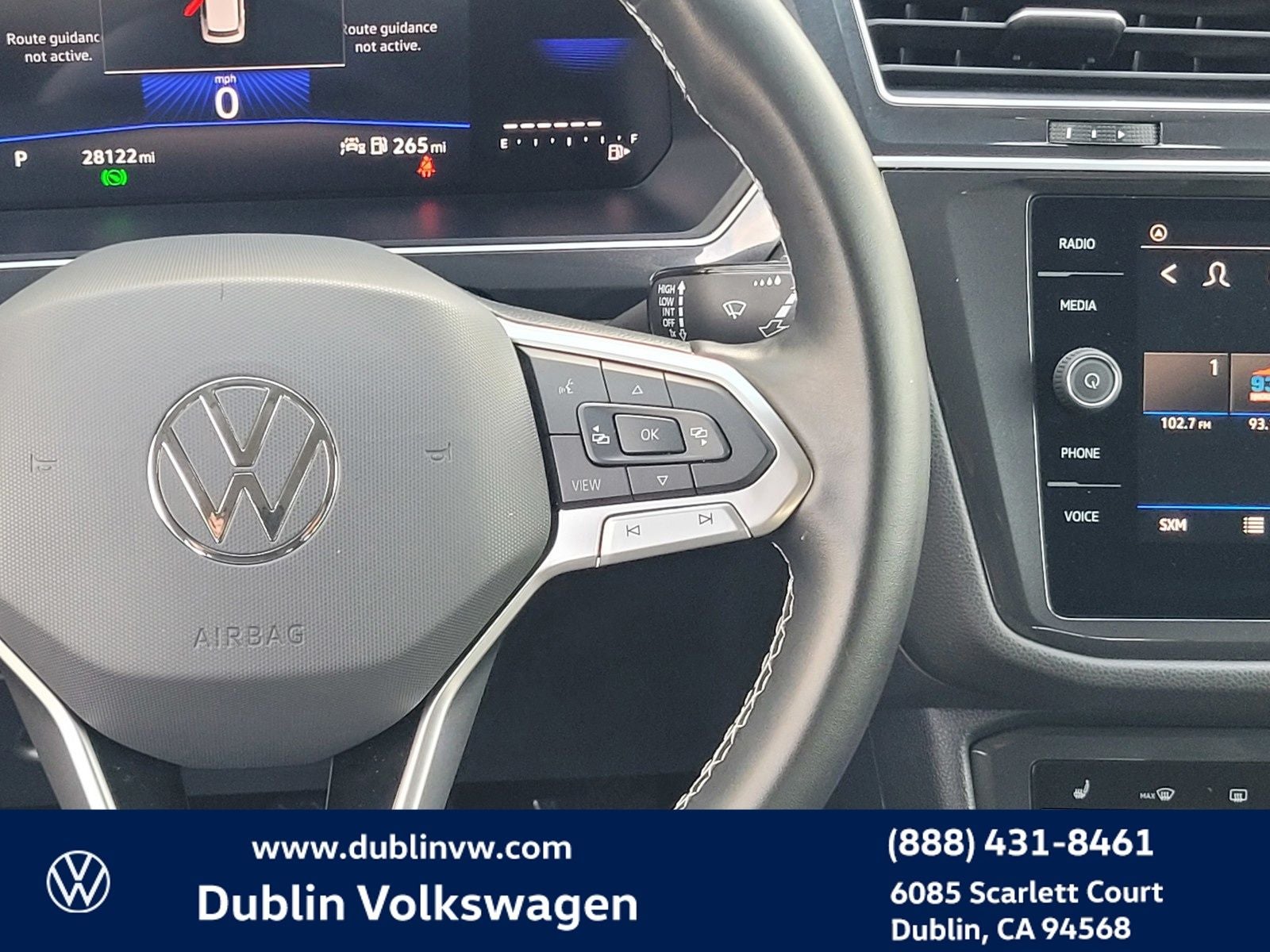 2024 Volkswagen Tiguan 2.0T SE