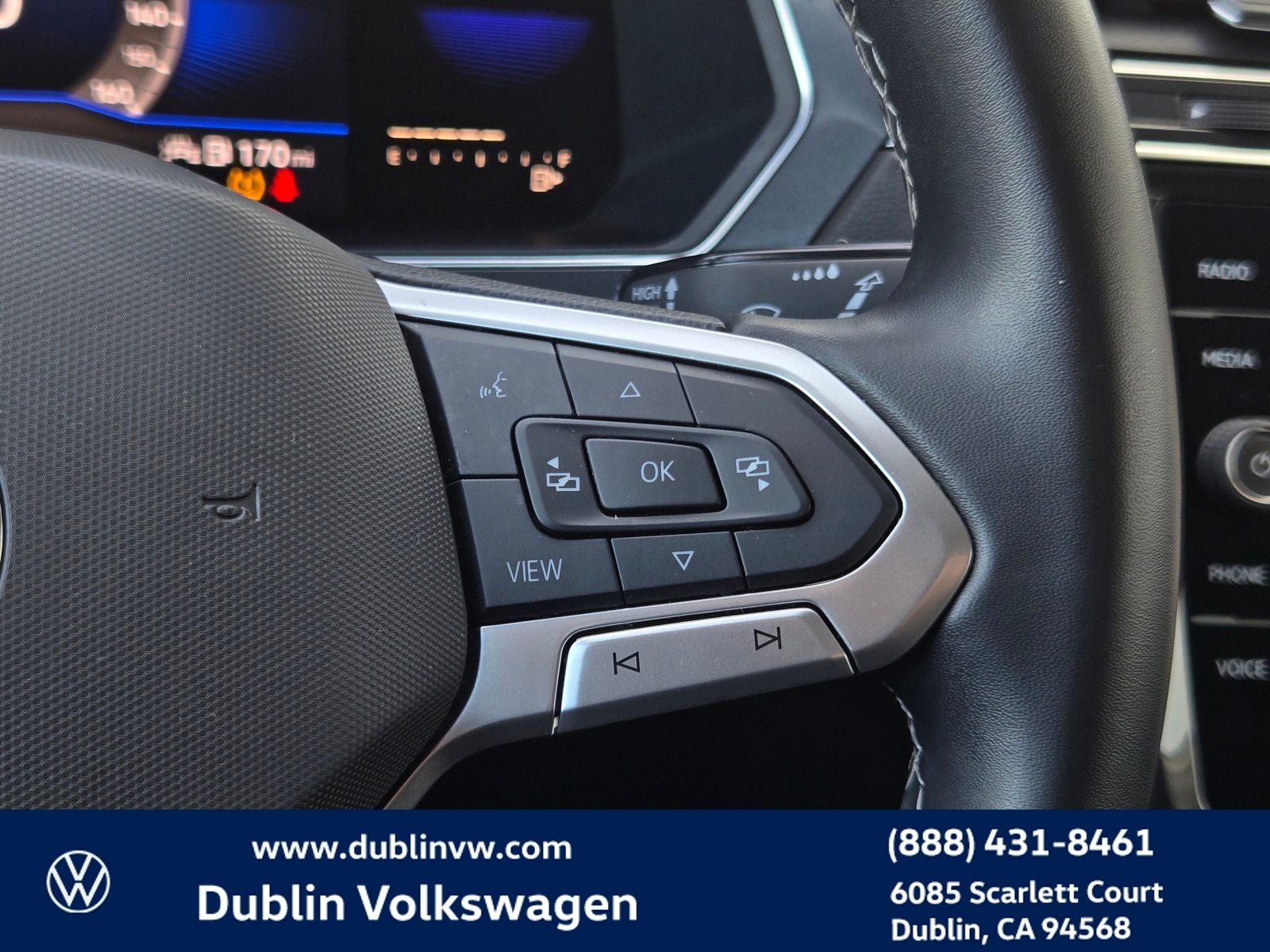 2022 Volkswagen Tiguan 2.0T SE