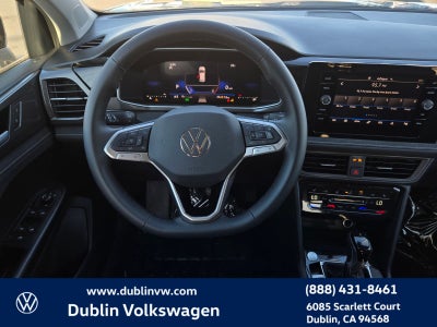 2026 Volkswagen Taos 1.5T SE Black