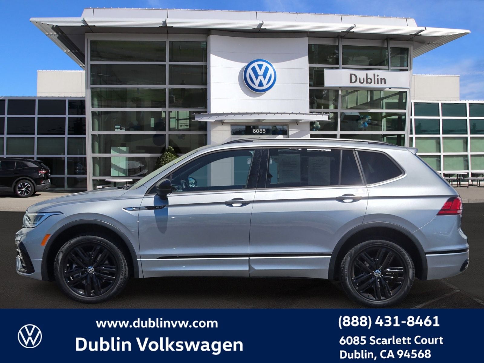 2022 Volkswagen Tiguan 2.0T SE R-Line Black