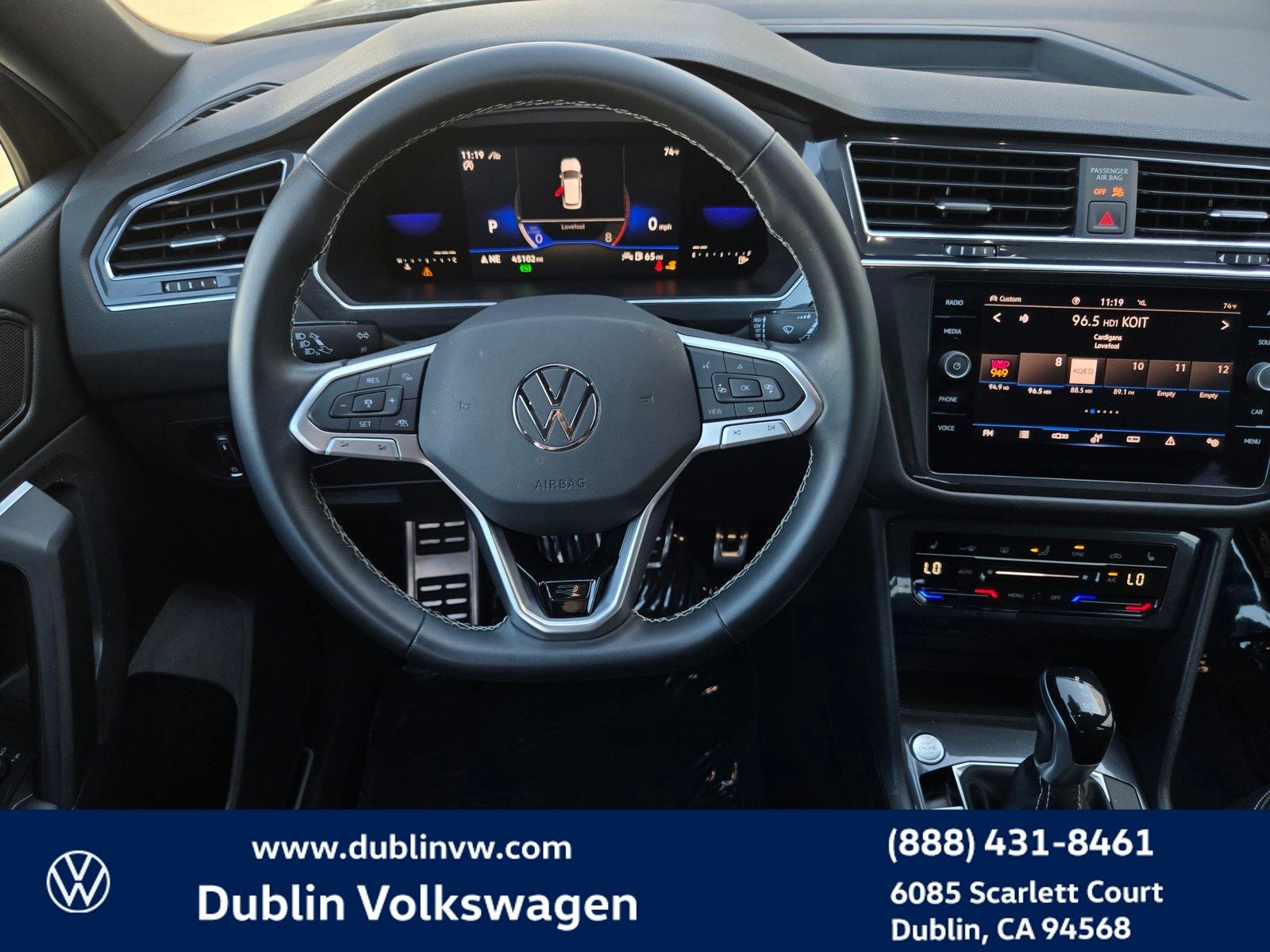 2023 Volkswagen Tiguan 2.0T SE R-Line Black