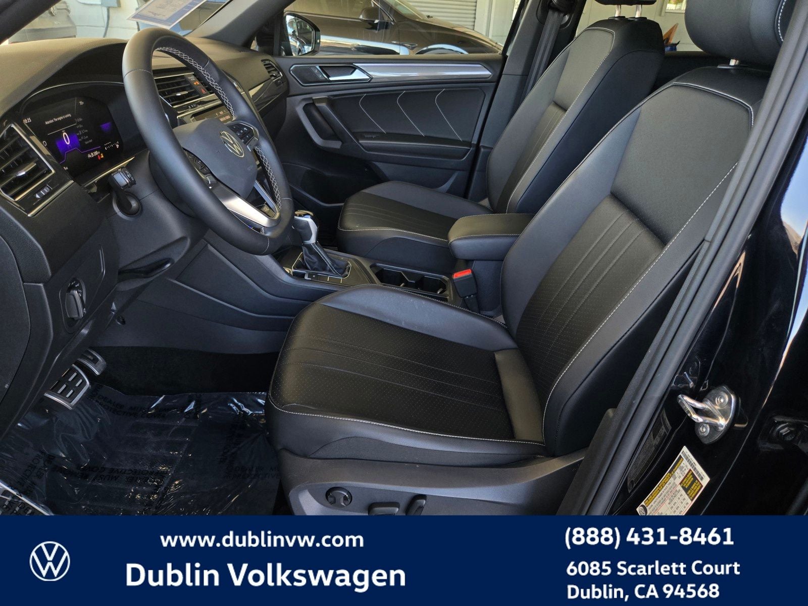2023 Volkswagen Tiguan 2.0T SE R-Line Black