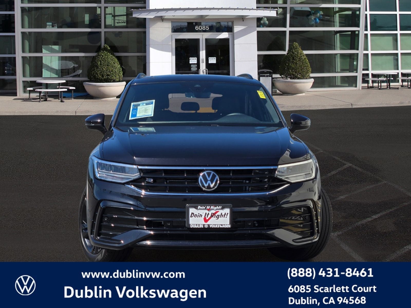 2023 Volkswagen Tiguan 2.0T SE R-Line Black
