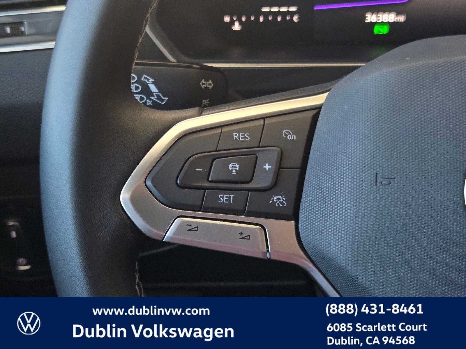 2023 Volkswagen Tiguan 2.0T SE R-Line Black