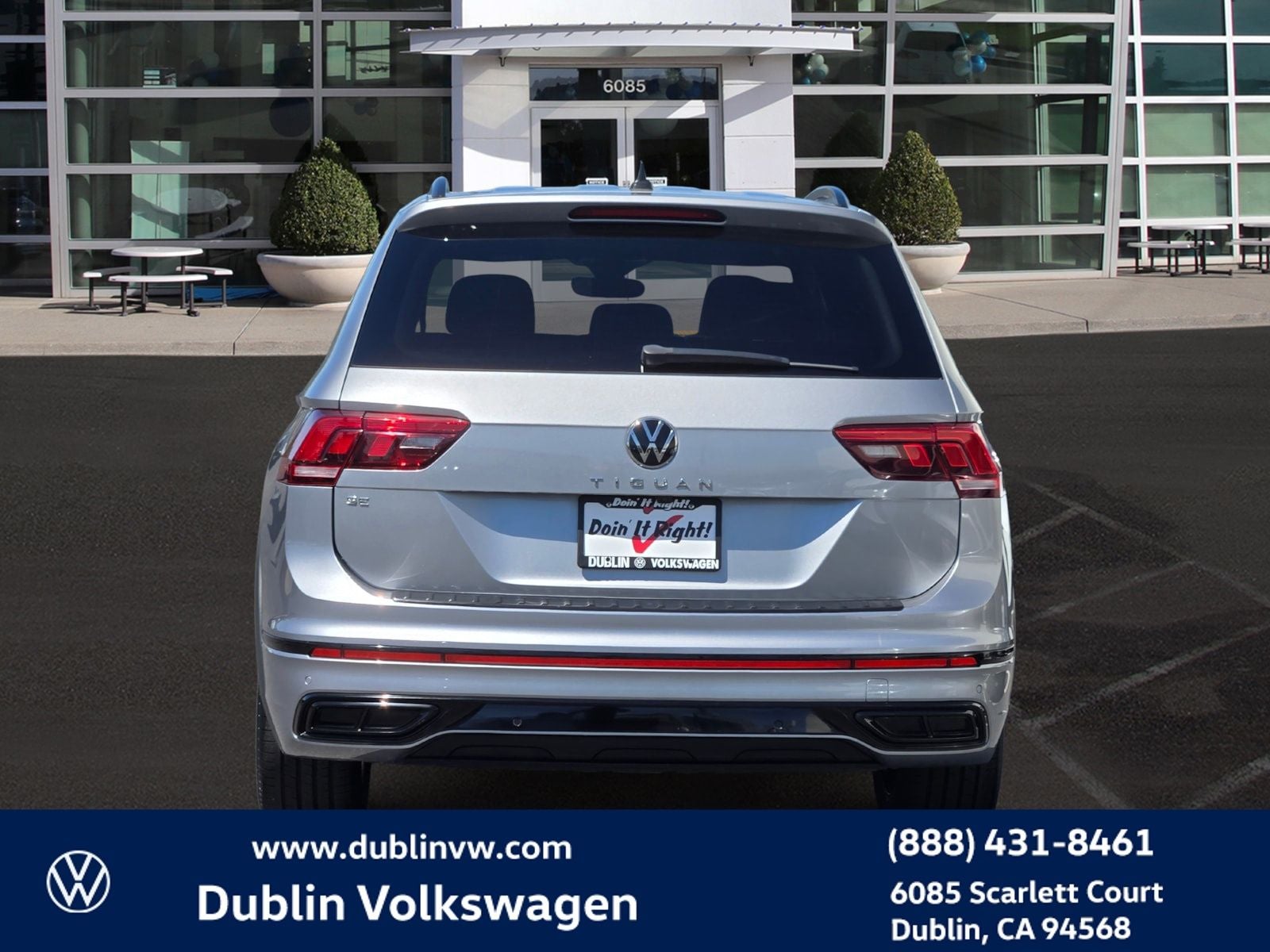 2023 Volkswagen Tiguan 2.0T SE R-Line Black