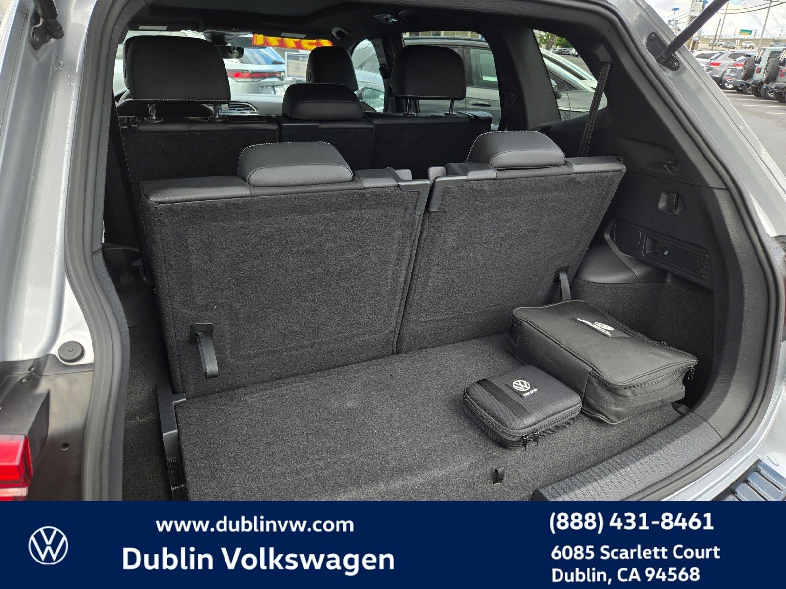 2023 Volkswagen Tiguan 2.0T SE R-Line Black