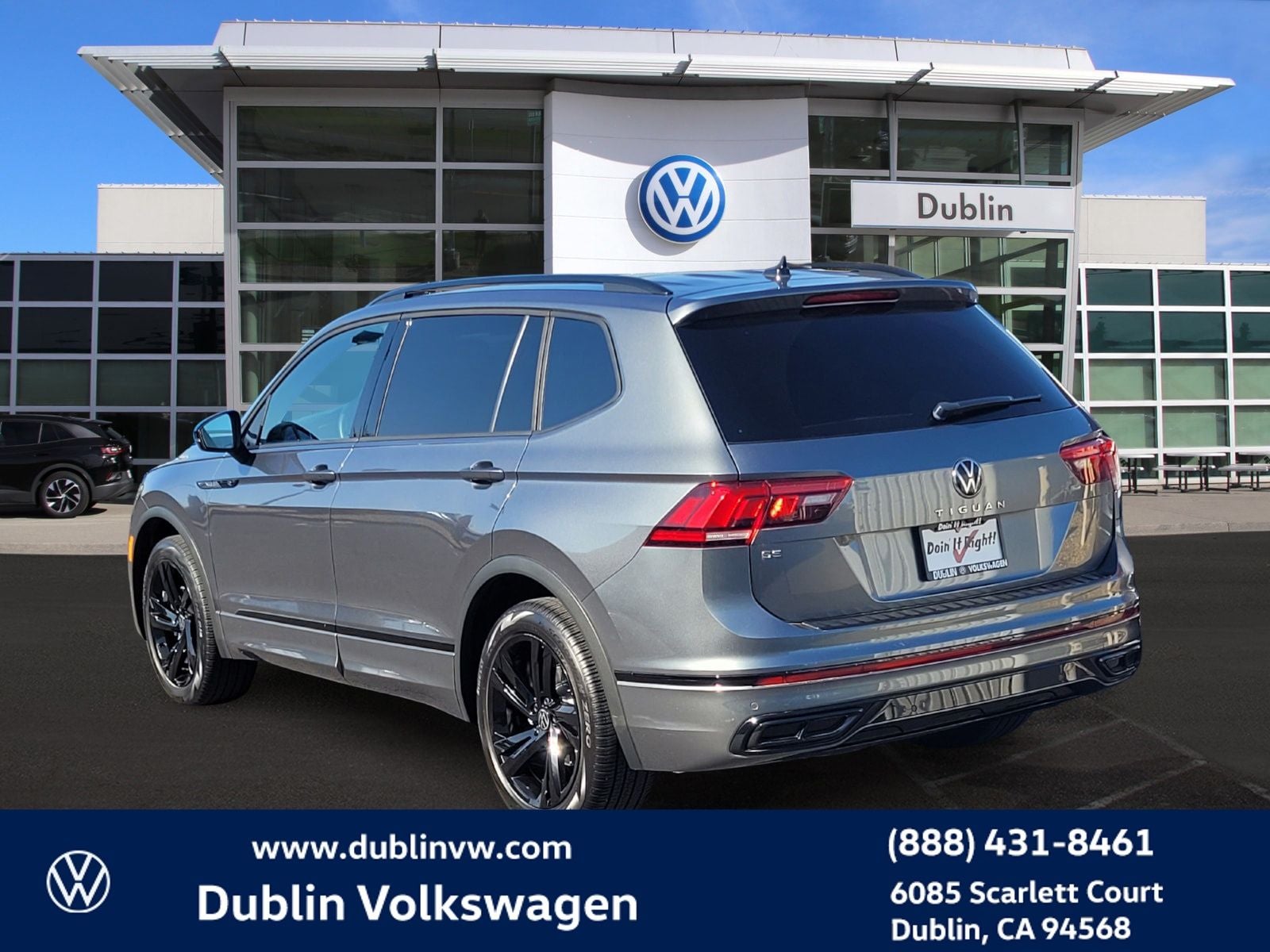 2023 Volkswagen Tiguan 2.0T SE R-Line Black