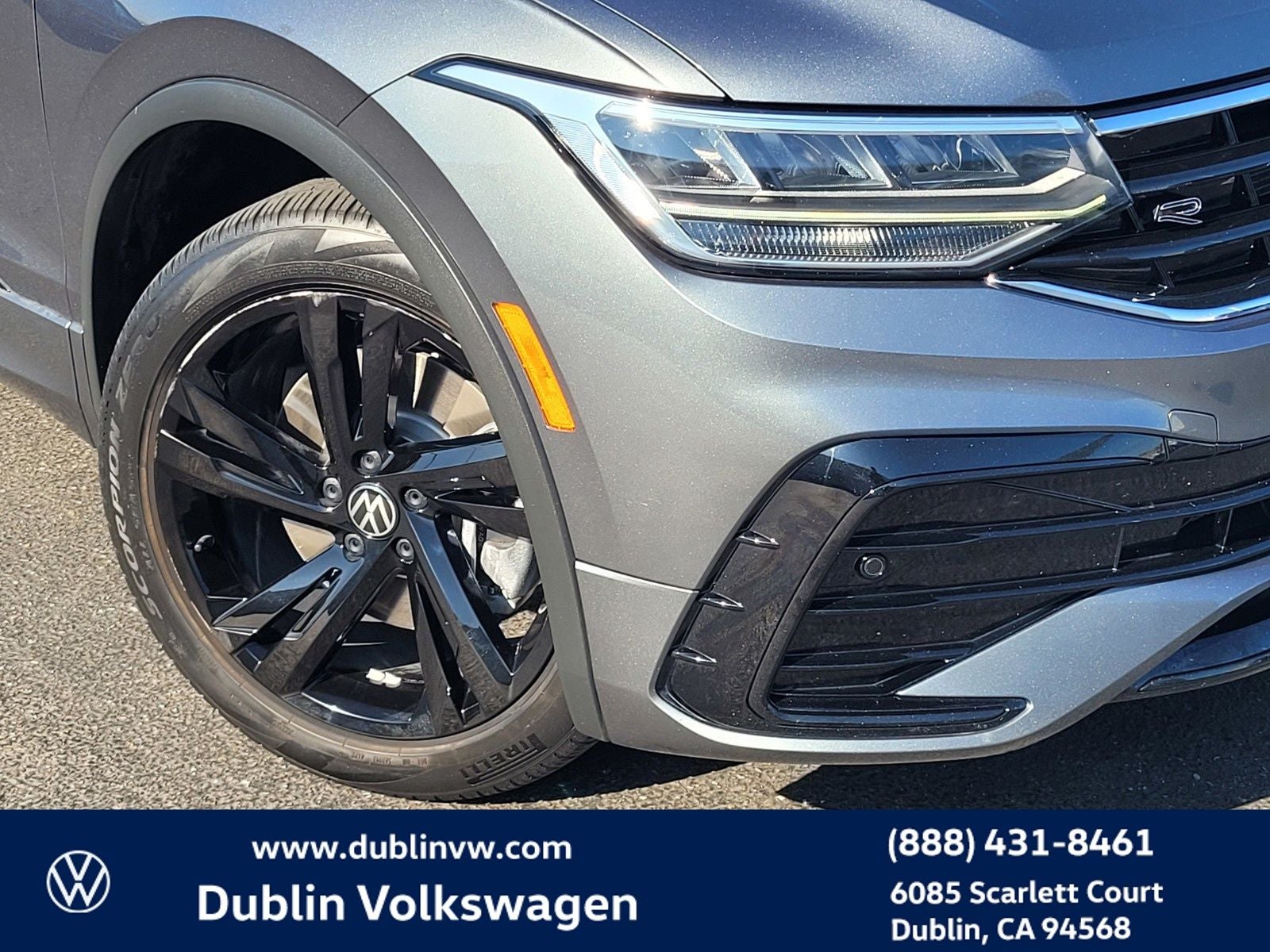 2023 Volkswagen Tiguan 2.0T SE R-Line Black