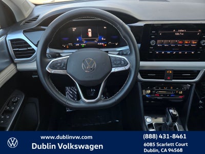 2025 Volkswagen Taos 1.5T SE