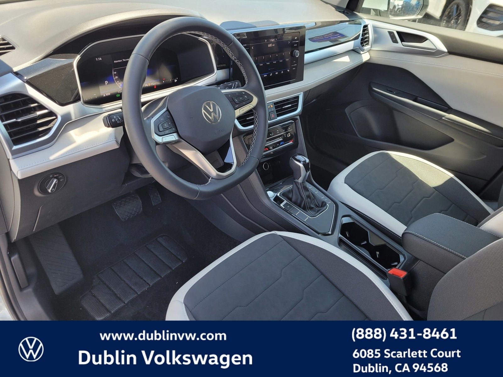 2025 Volkswagen Taos 1.5T SE