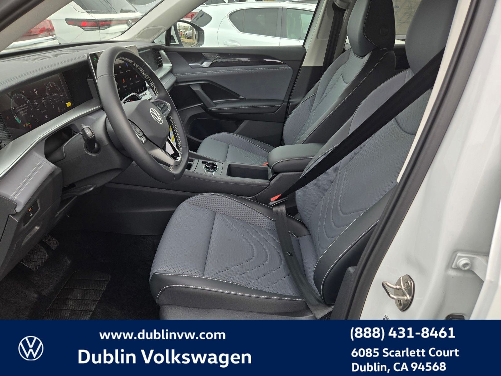 2026 Volkswagen Tiguan 2.0T SE