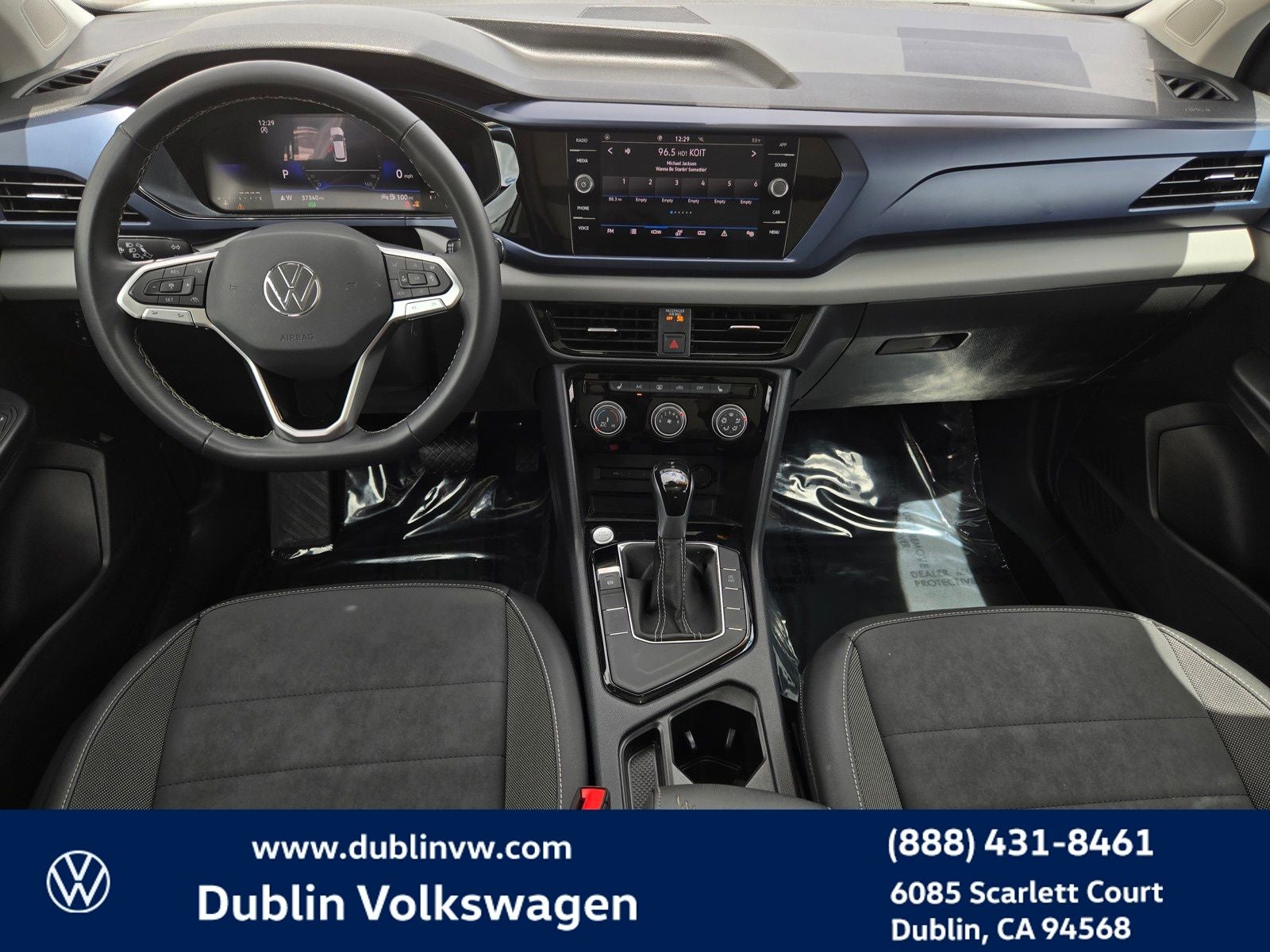 2023 Volkswagen Taos 1.5T SE