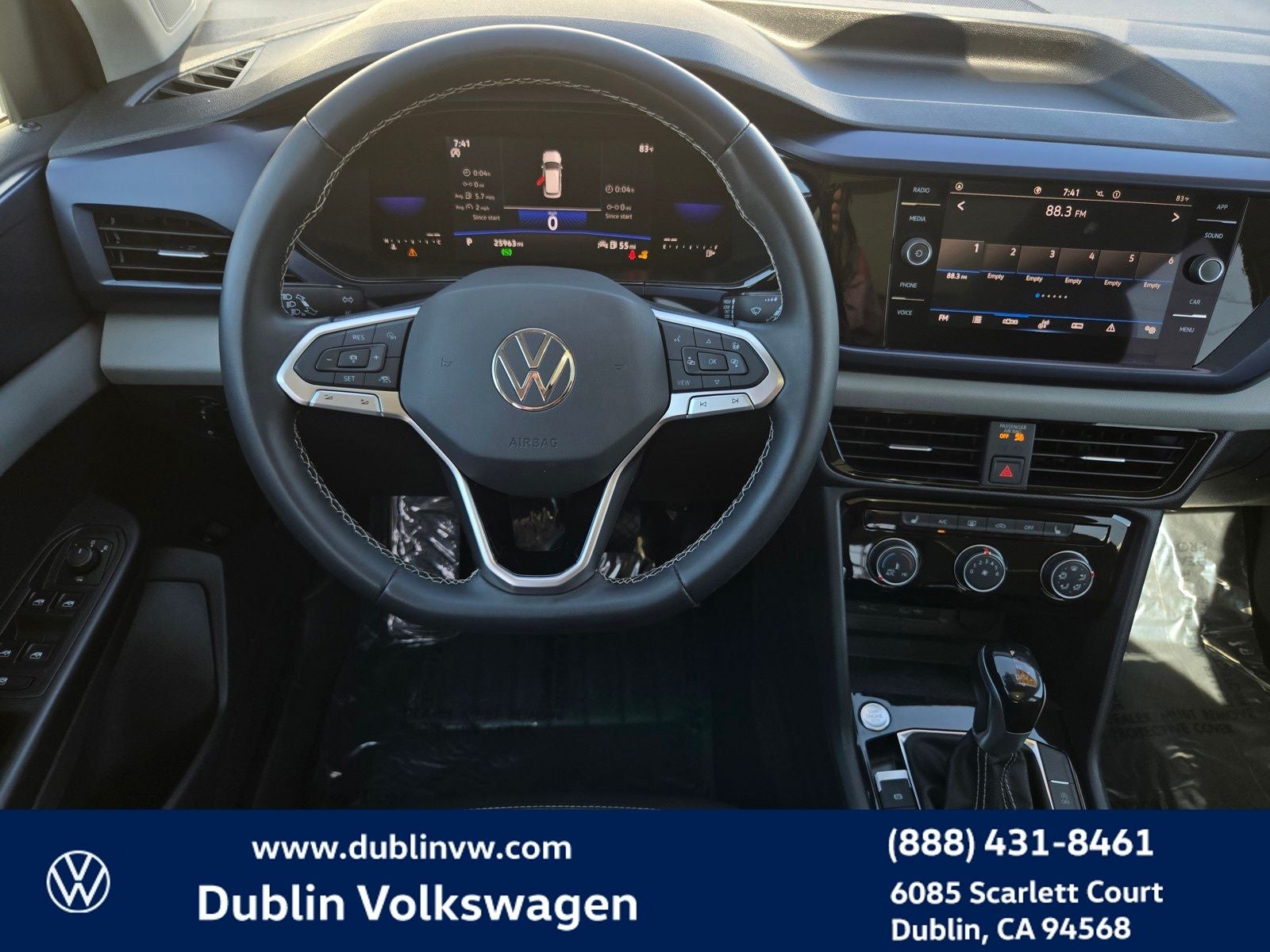 2023 Volkswagen Taos 1.5T SE