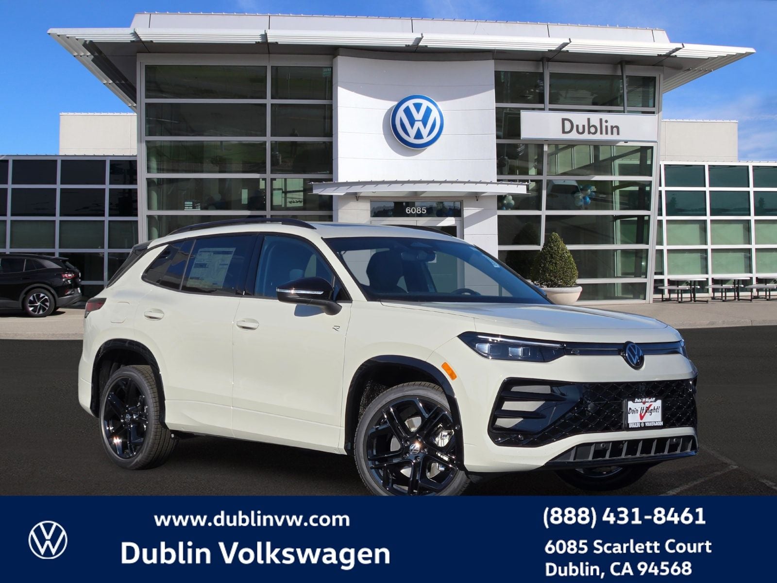 2026 Volkswagen Tiguan 2.0T SE R-Line Black