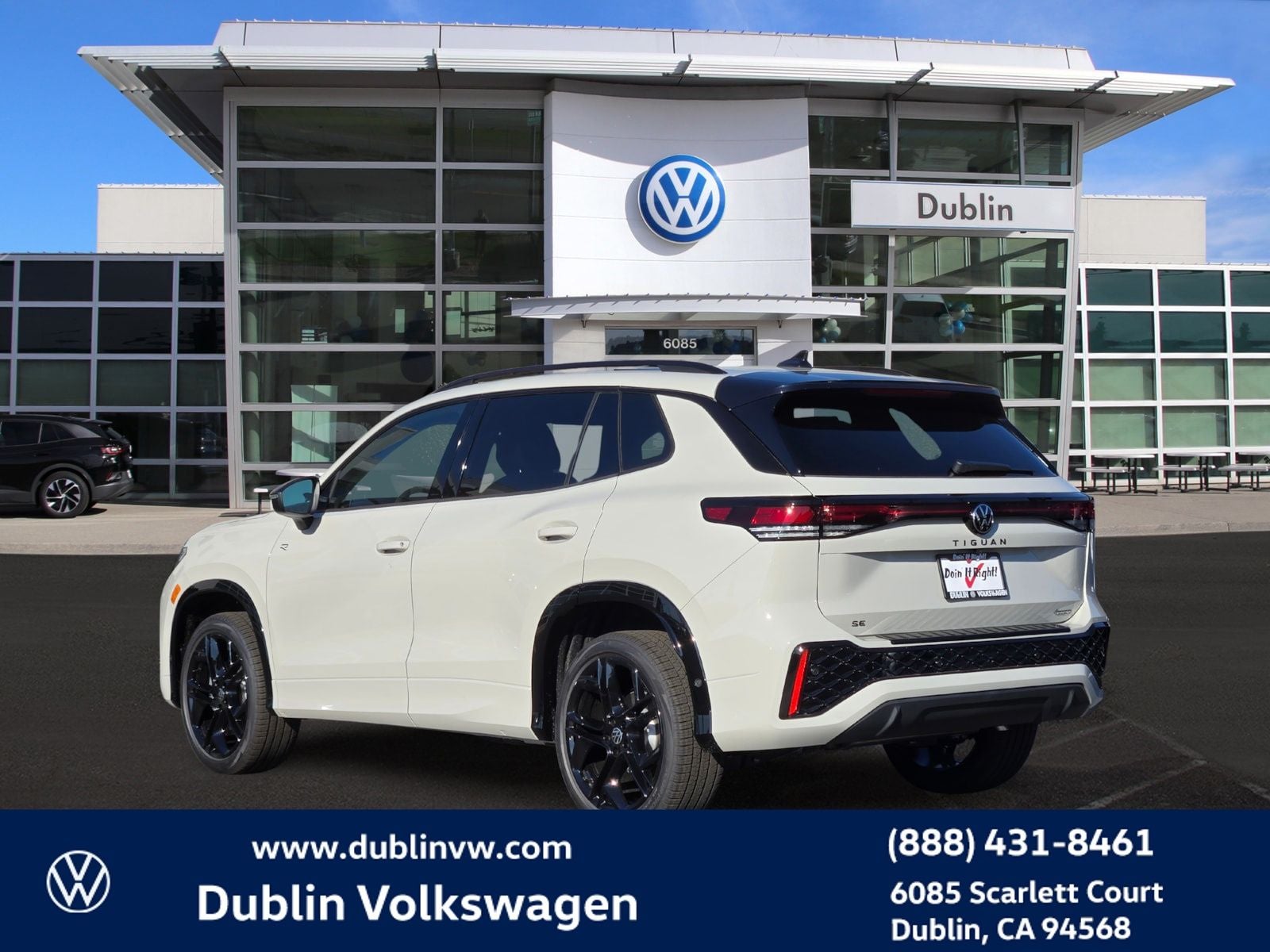 2026 Volkswagen Tiguan 2.0T SE R-Line Black