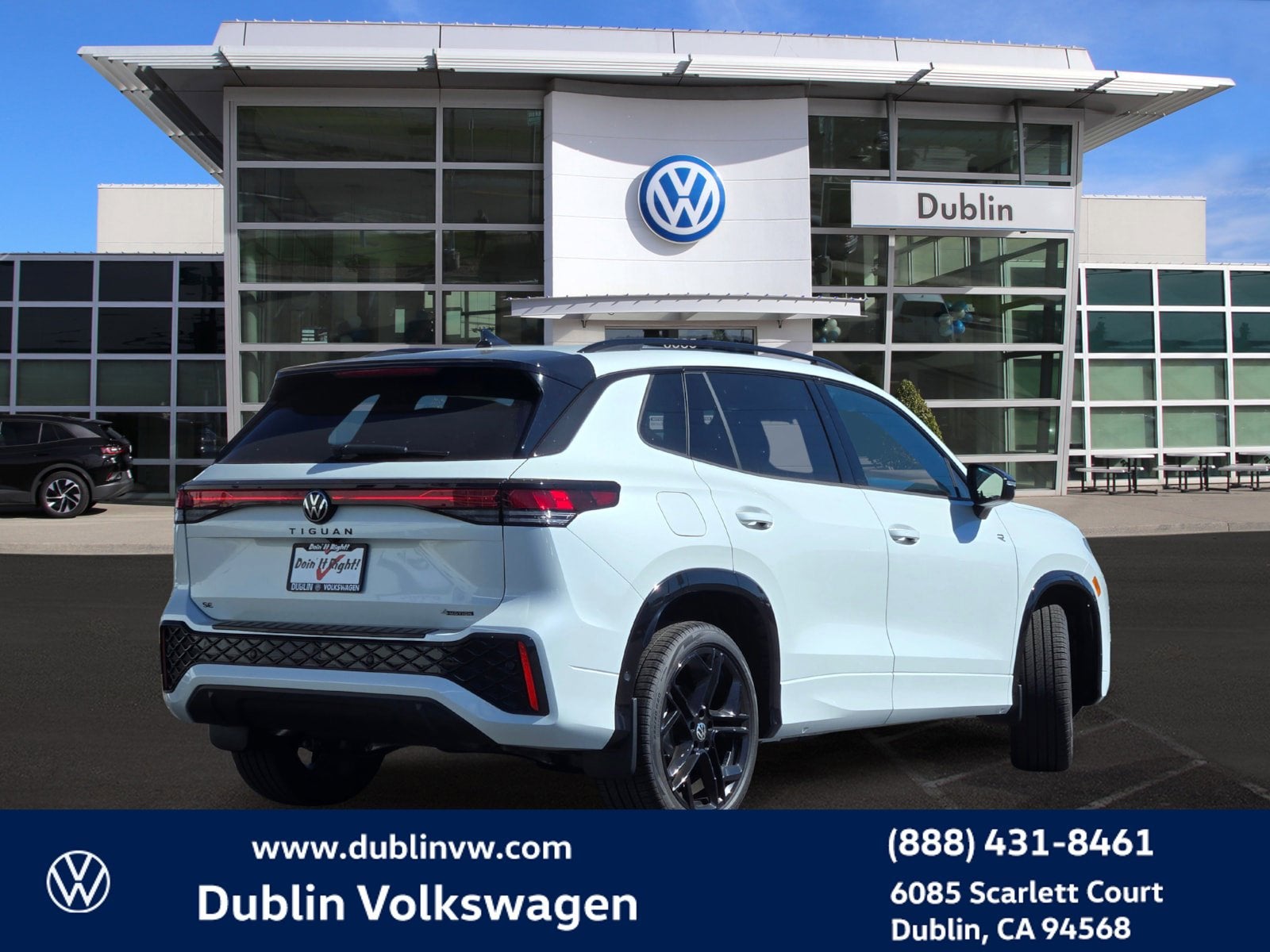 2026 Volkswagen Tiguan SE R-Line Black