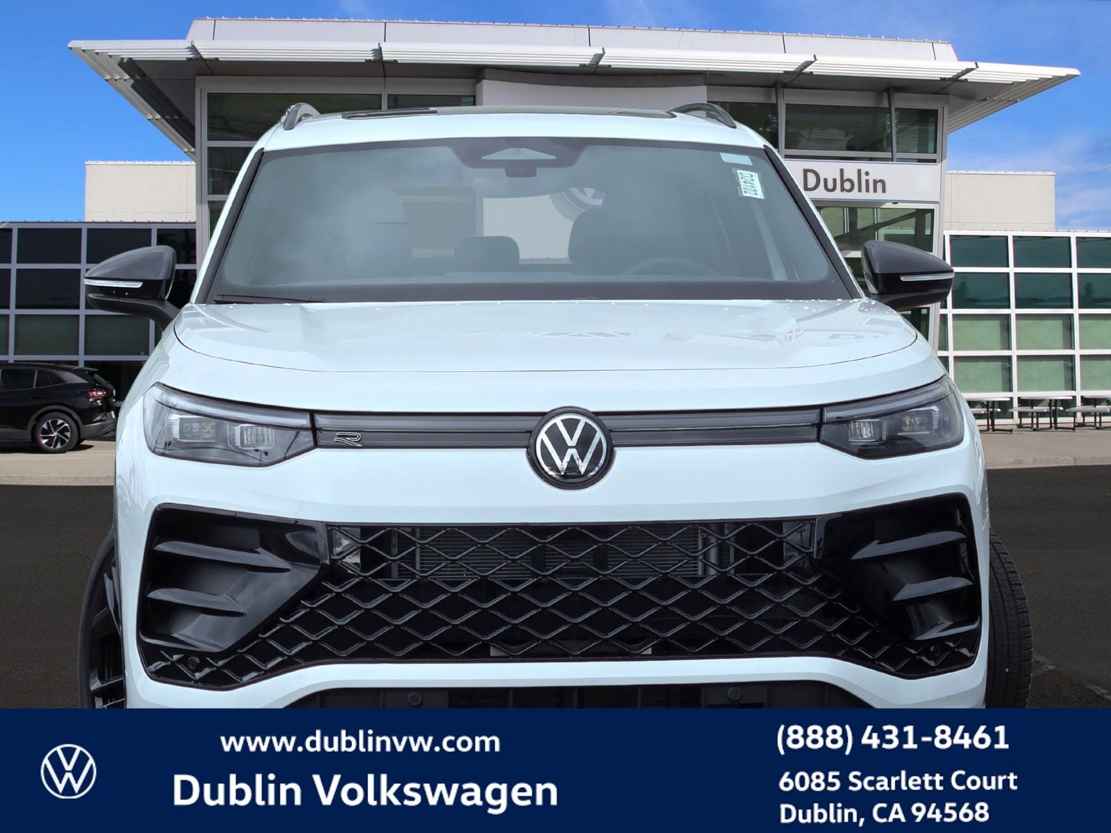 2026 Volkswagen Tiguan 2.0T SE R-Line Black