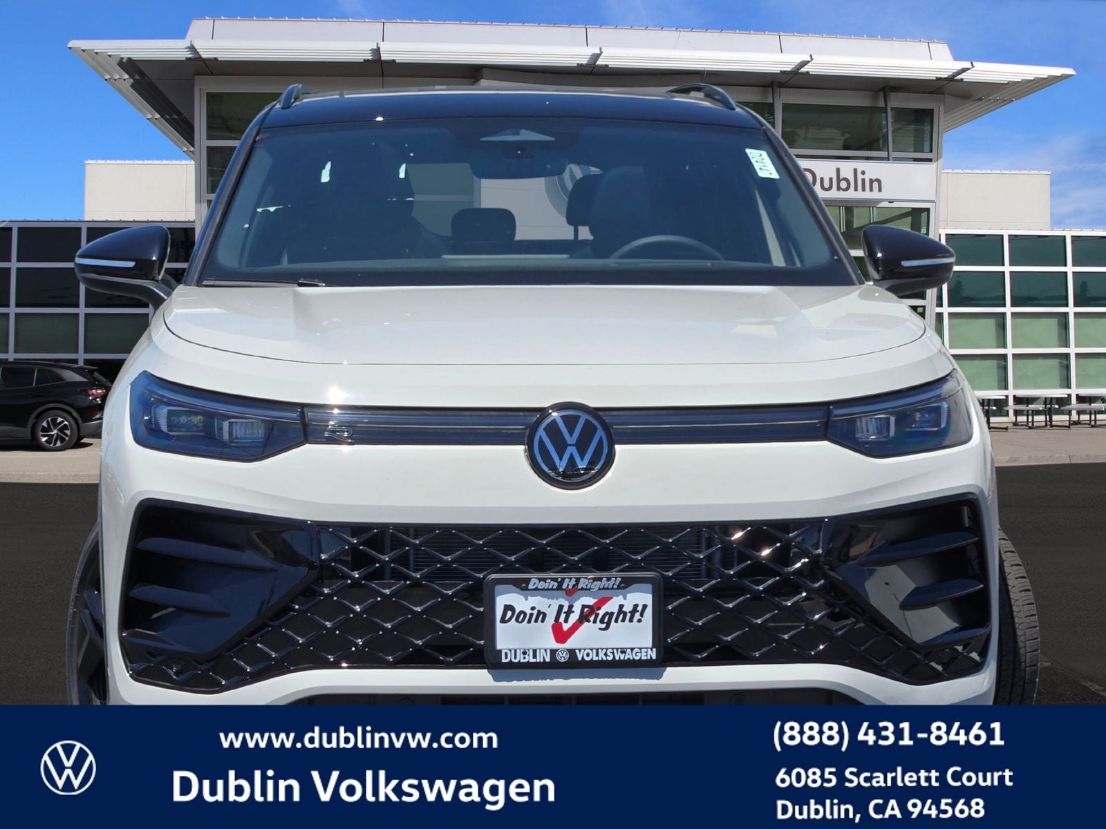 2026 Volkswagen Tiguan 2.0T SE R-Line Black