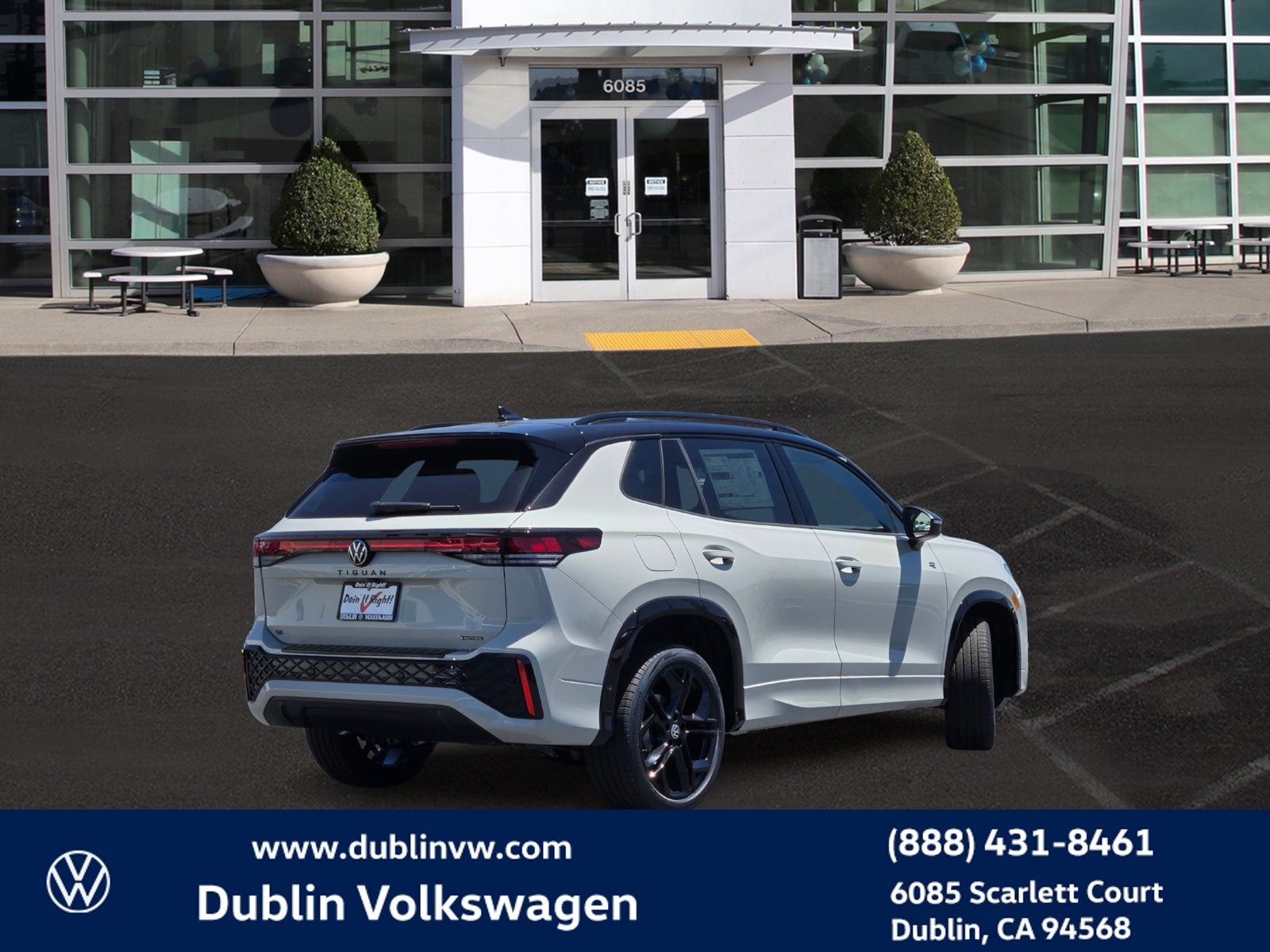 2026 Volkswagen Tiguan 2.0T SE R-Line Black