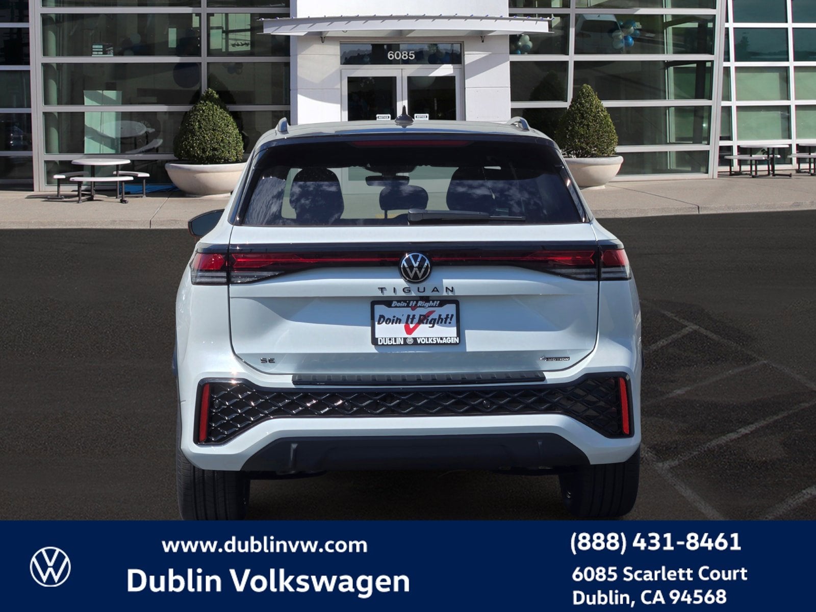 2026 Volkswagen Tiguan SE R-Line Black
