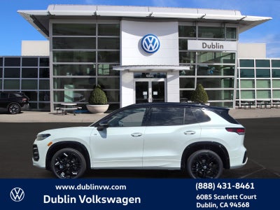2026 Volkswagen Tiguan 2.0T SE R-Line Black