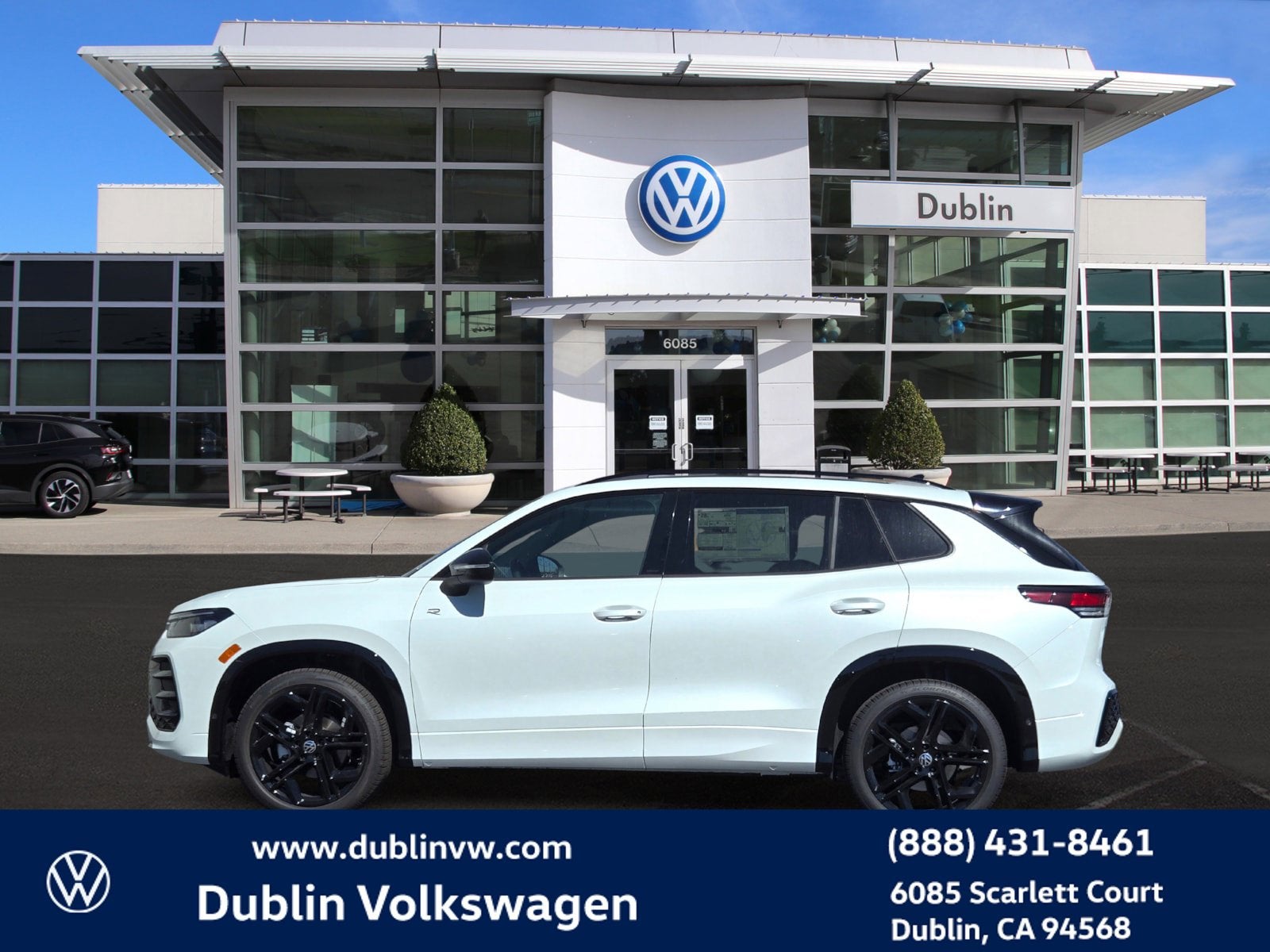 2026 Volkswagen Tiguan SE R-Line Black