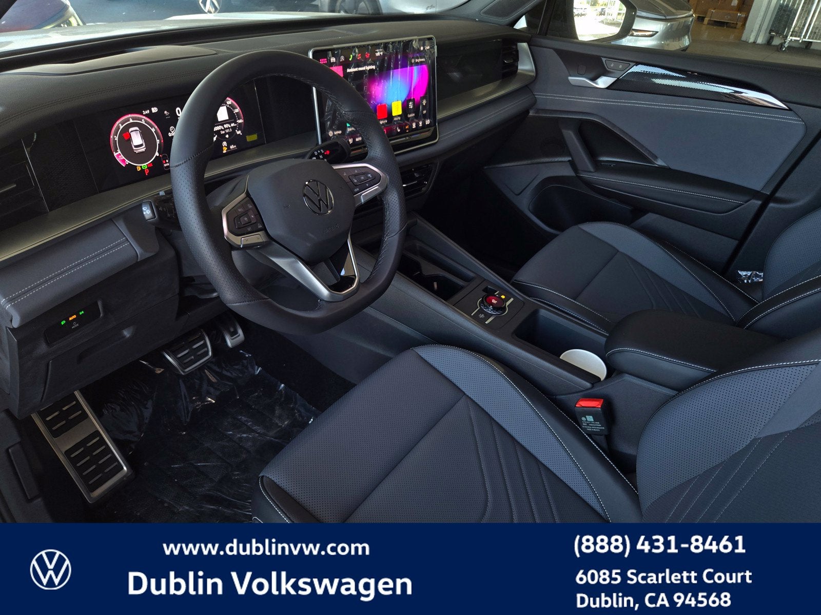 2026 Volkswagen Tiguan SE R-Line Black