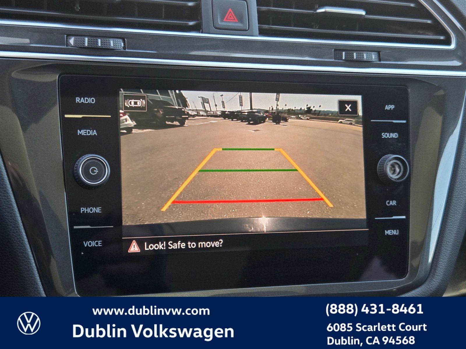 2023 Volkswagen Tiguan 2.0T SE