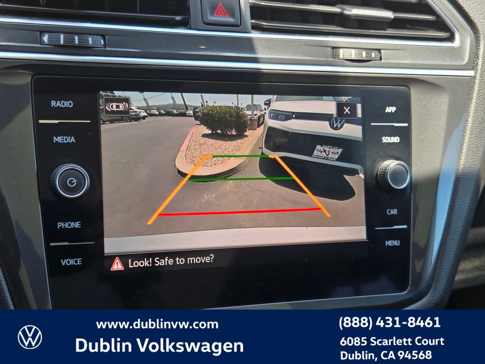 2023 Volkswagen Tiguan 2.0T SE