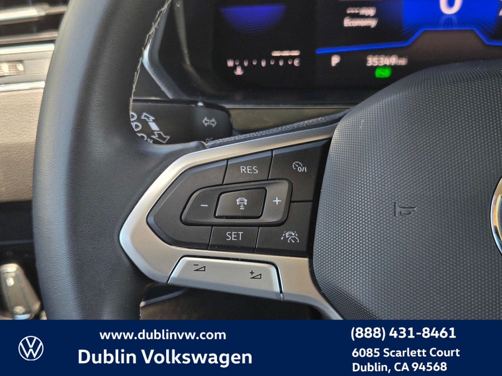 2023 Volkswagen Tiguan 2.0T SE