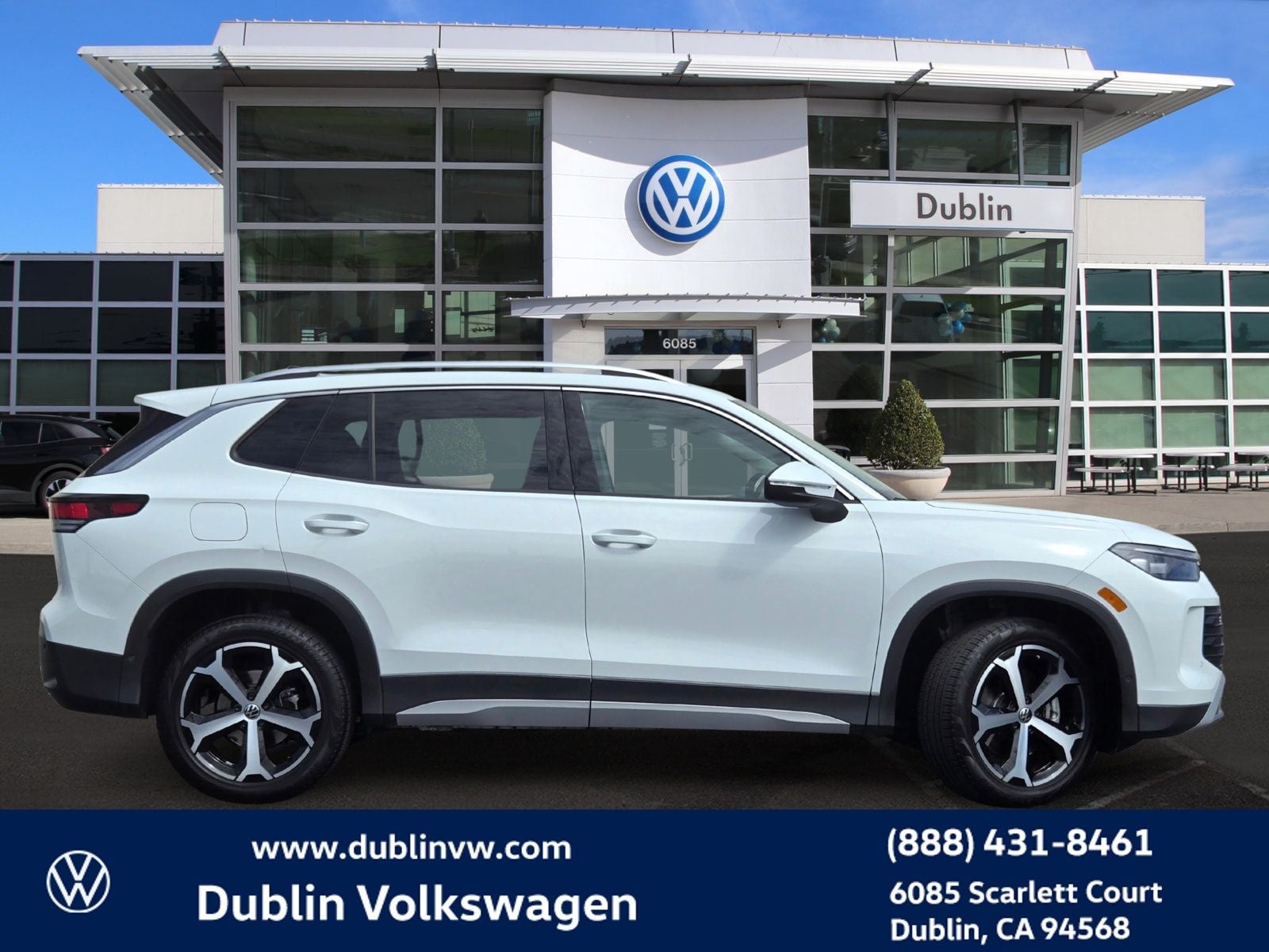 2026 Volkswagen Tiguan 2.0T SE