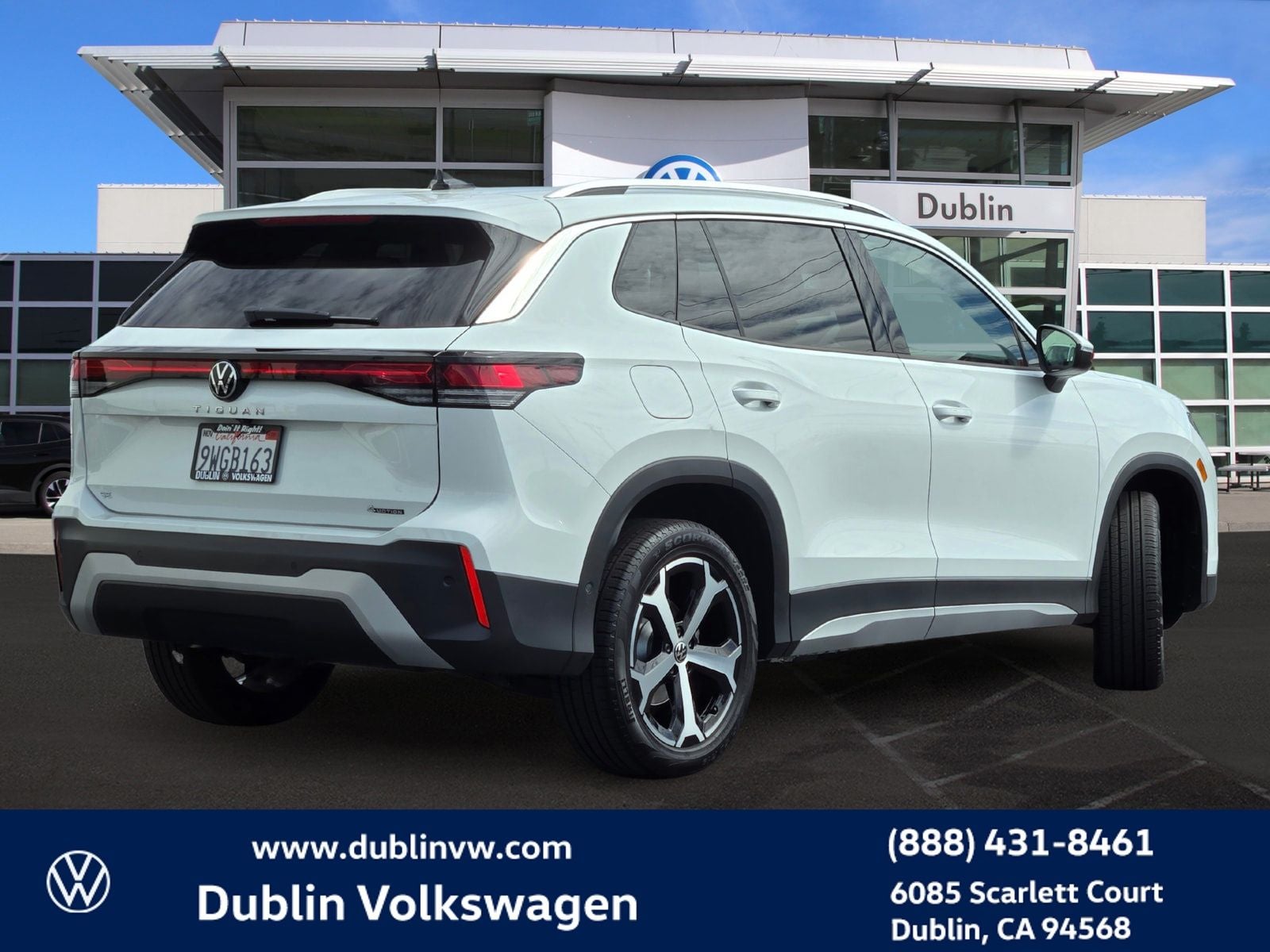 2026 Volkswagen Tiguan 2.0T SE