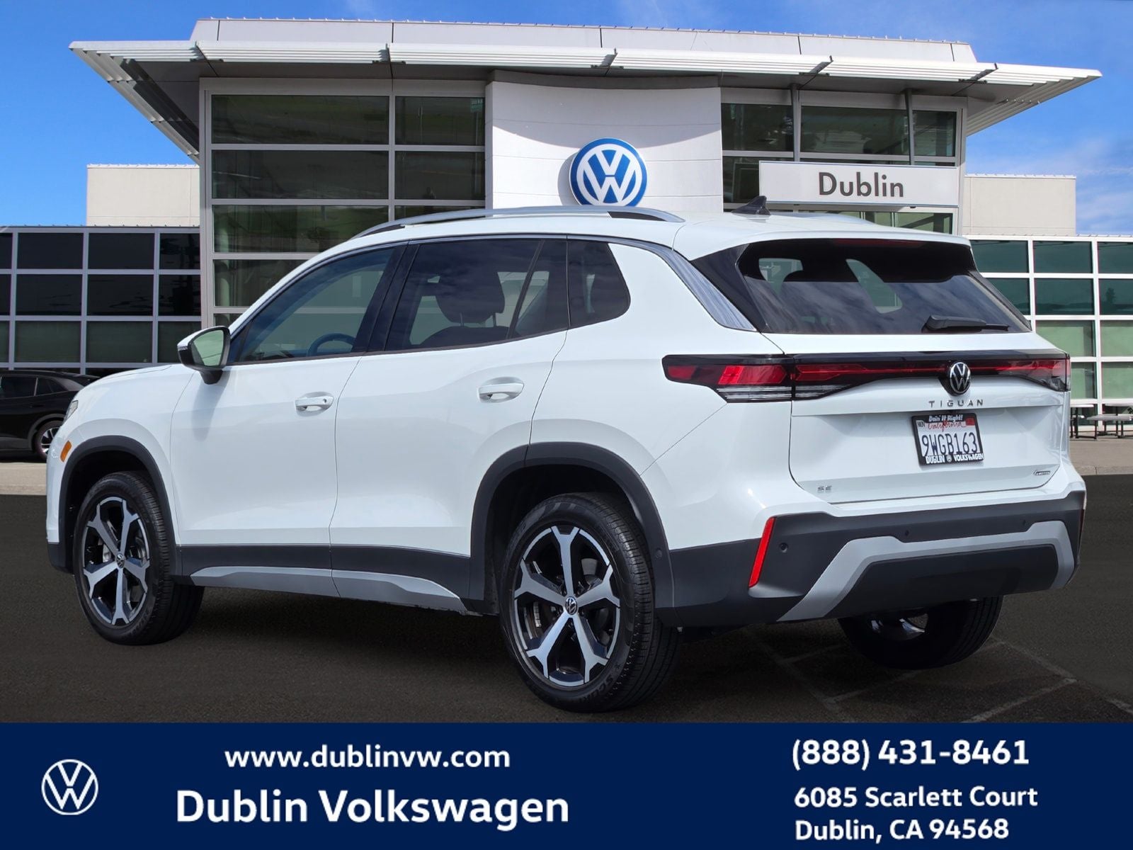 2026 Volkswagen Tiguan 2.0T SE