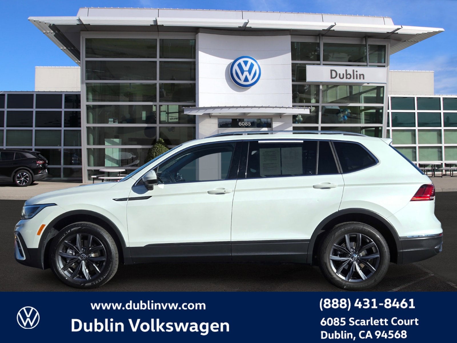 2023 Volkswagen Tiguan 2.0T SE
