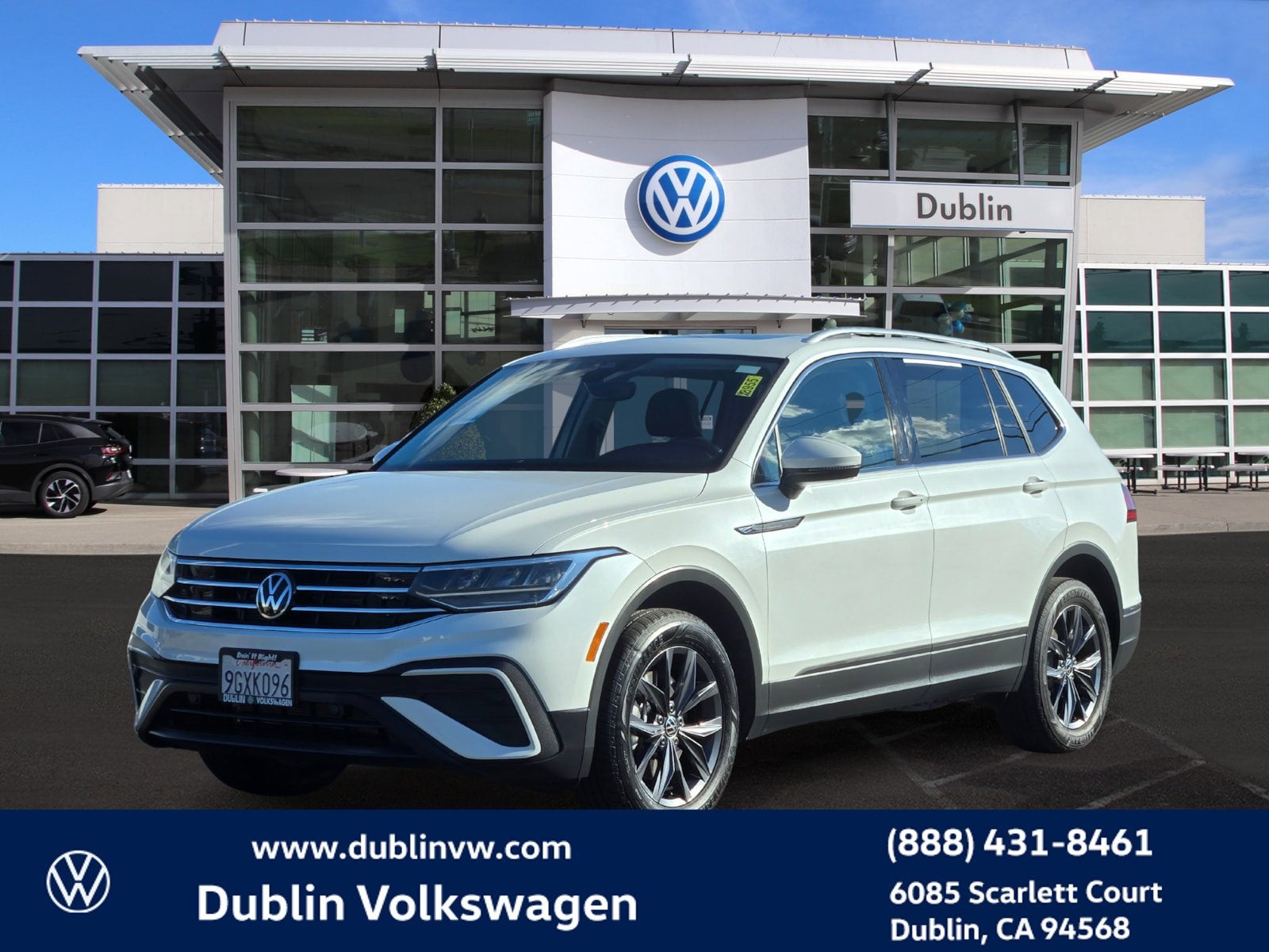 2023 Volkswagen Tiguan 2.0T SE