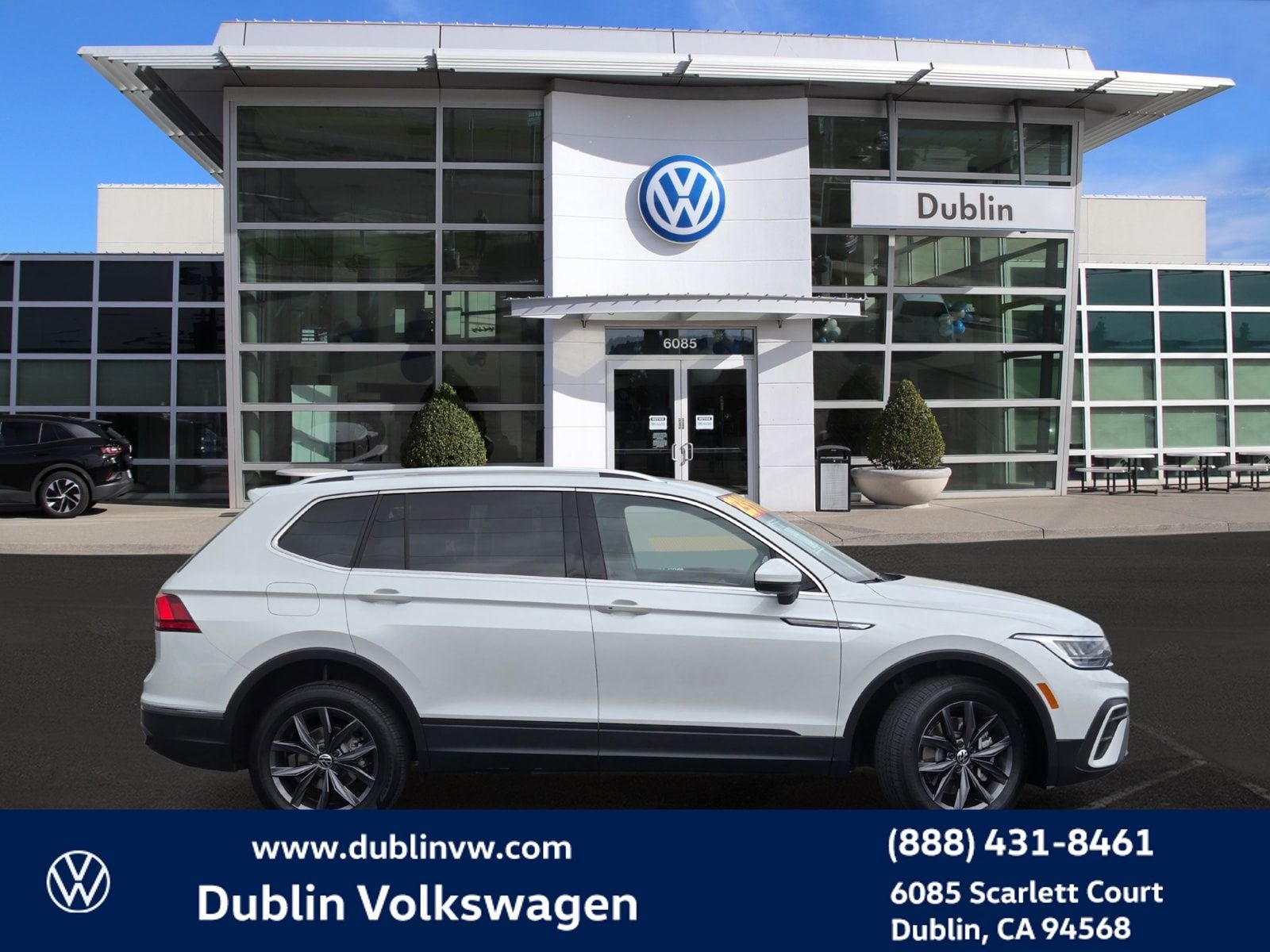 2023 Volkswagen Tiguan 2.0T SE