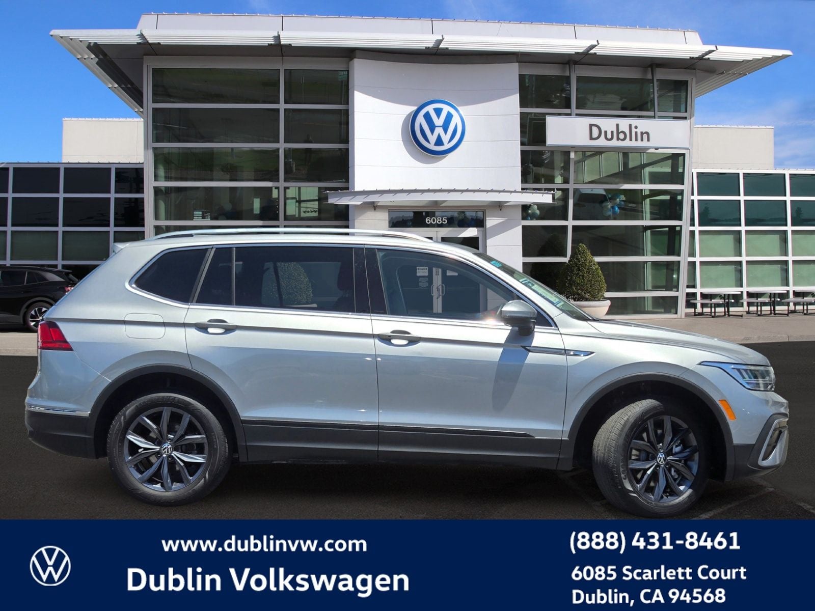 2023 Volkswagen Tiguan 2.0T SE