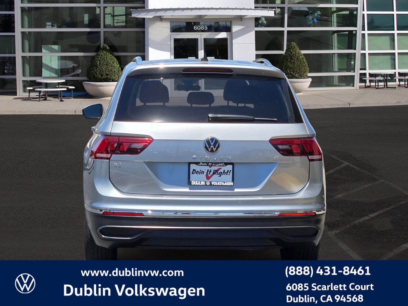 2023 Volkswagen Tiguan 2.0T SE