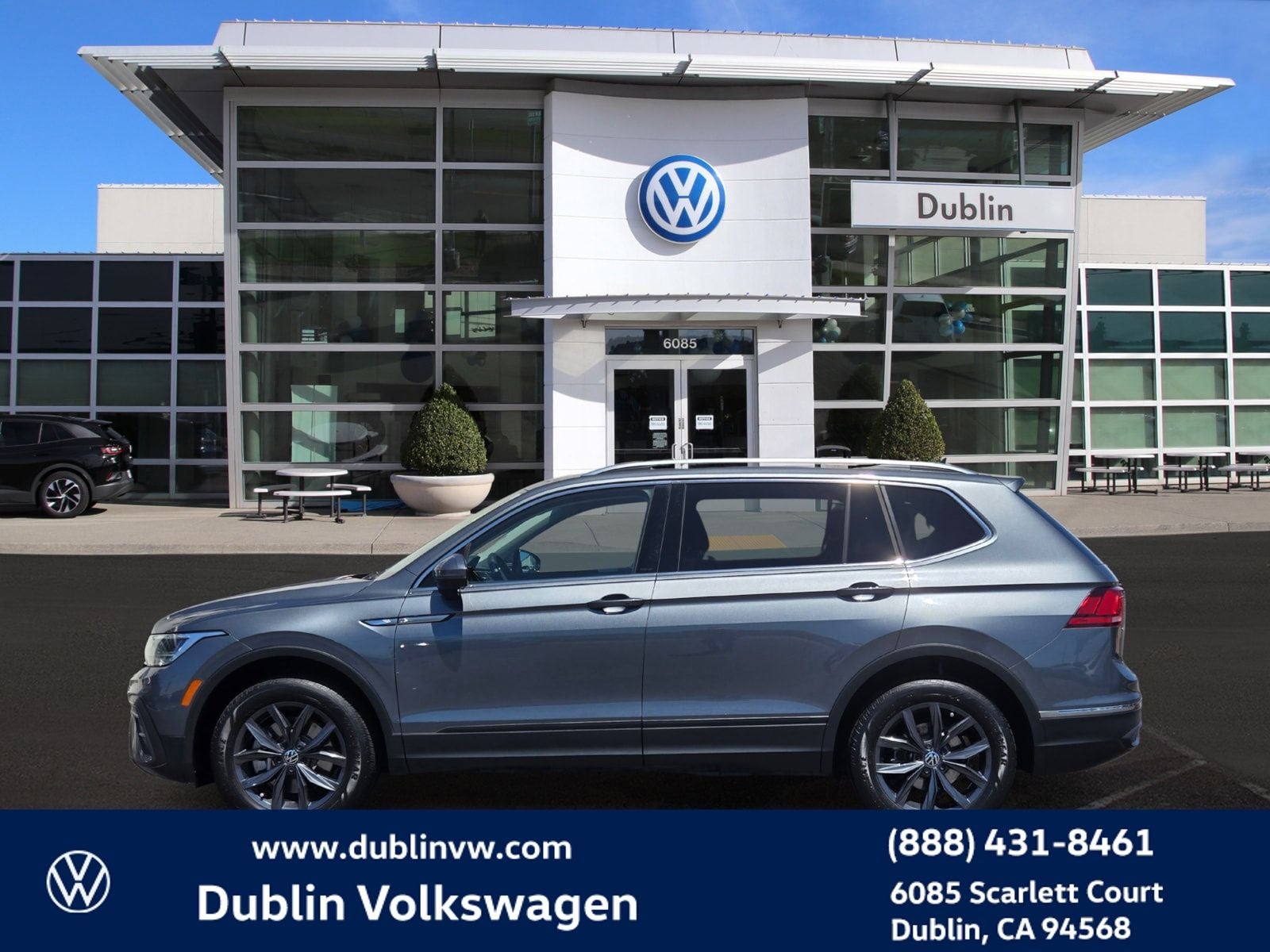 2023 Volkswagen Tiguan 2.0T SE