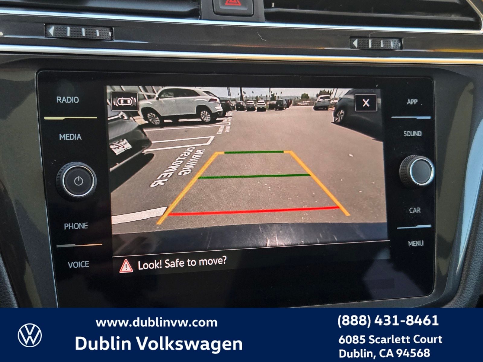 2023 Volkswagen Tiguan 2.0T SE