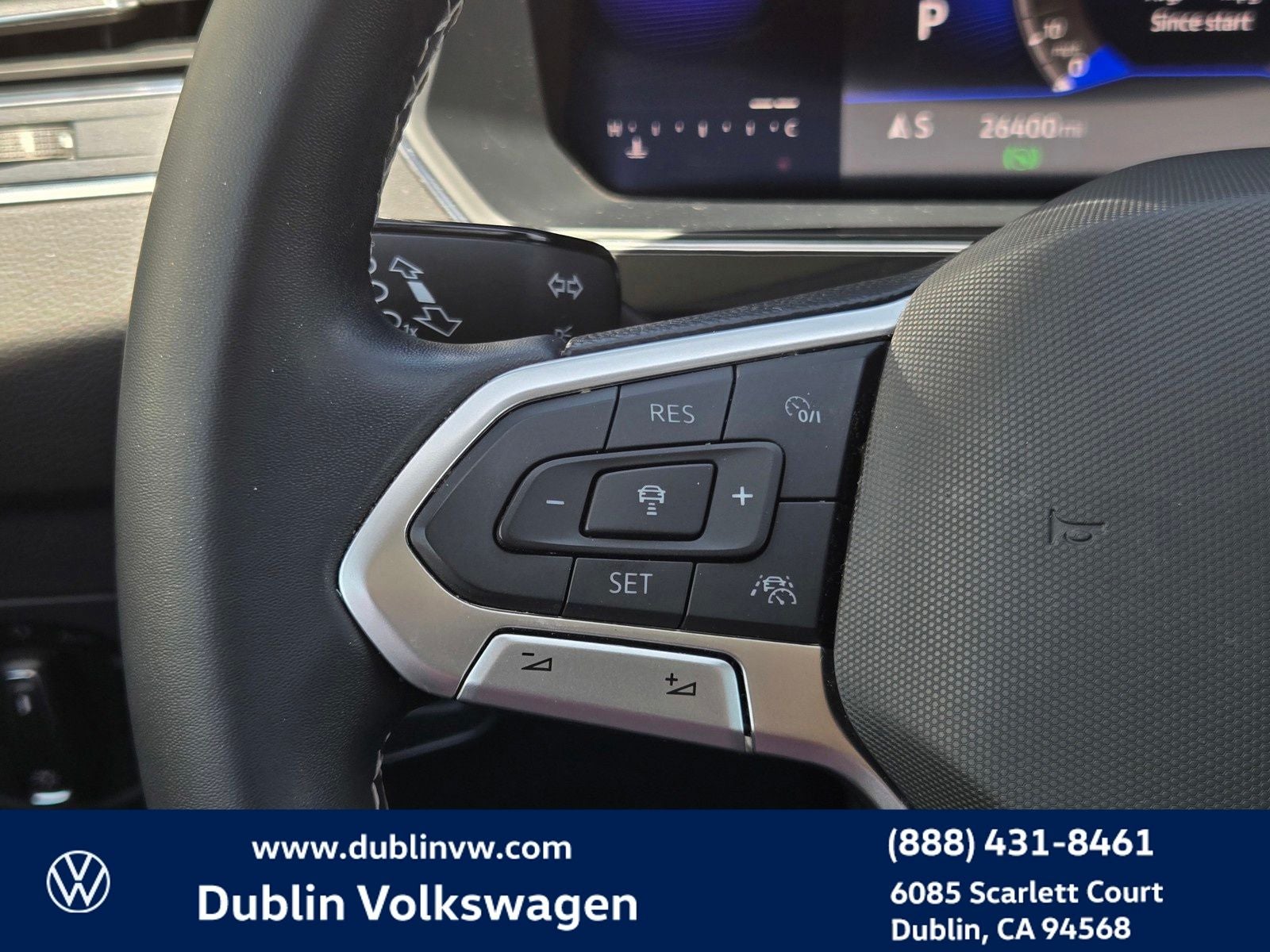 2023 Volkswagen Tiguan 2.0T SE