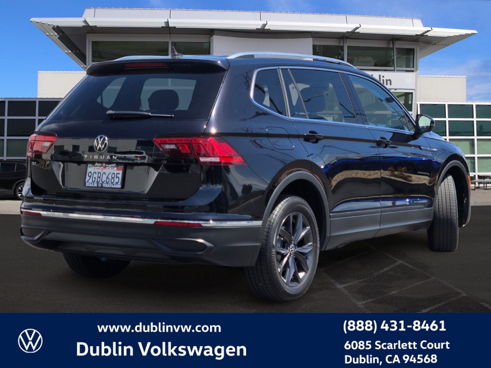 2023 Volkswagen Tiguan 2.0T SE