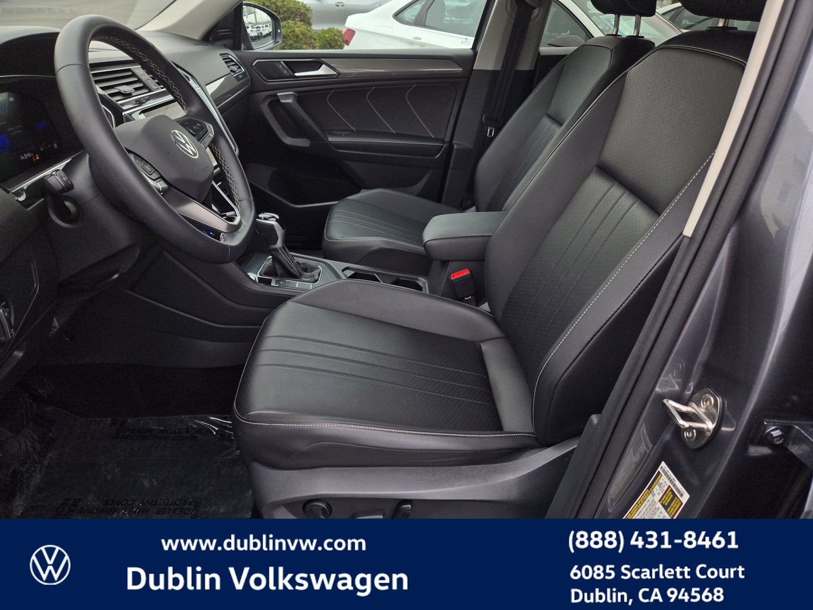 2023 Volkswagen Tiguan 2.0T SE