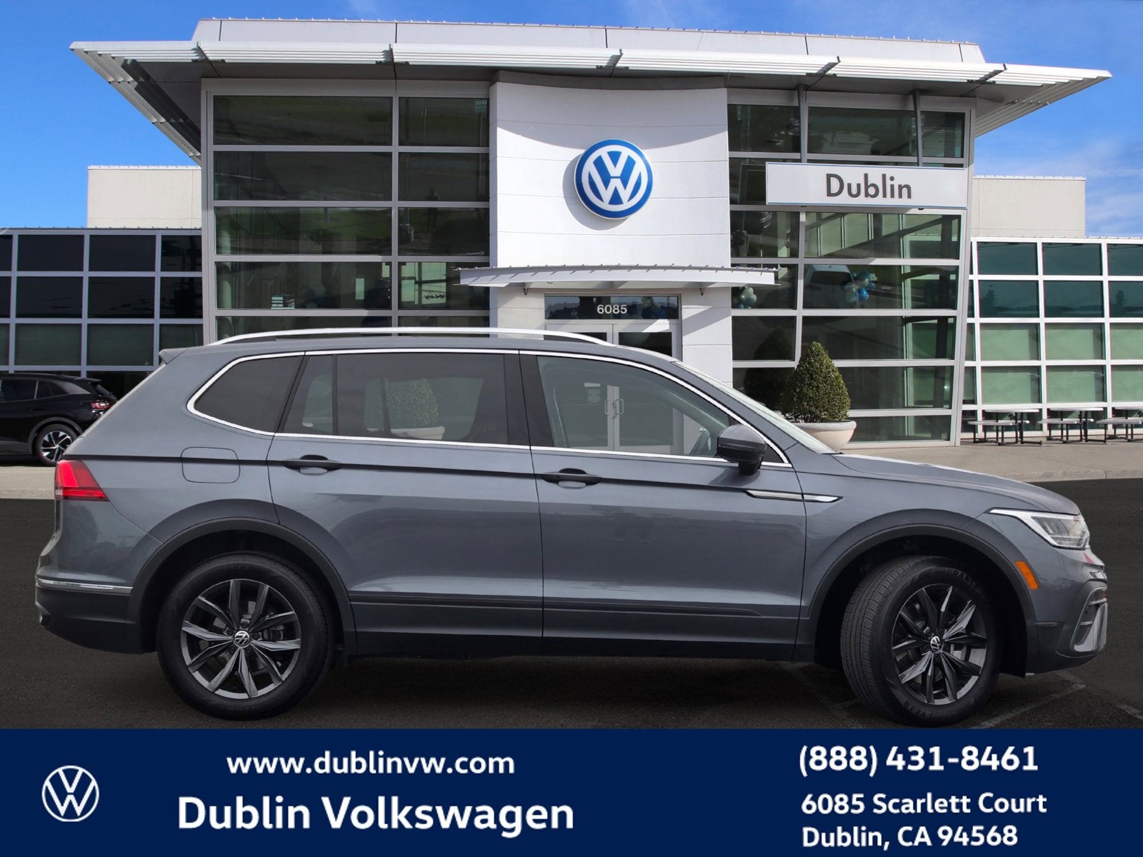 2023 Volkswagen Tiguan 2.0T SE