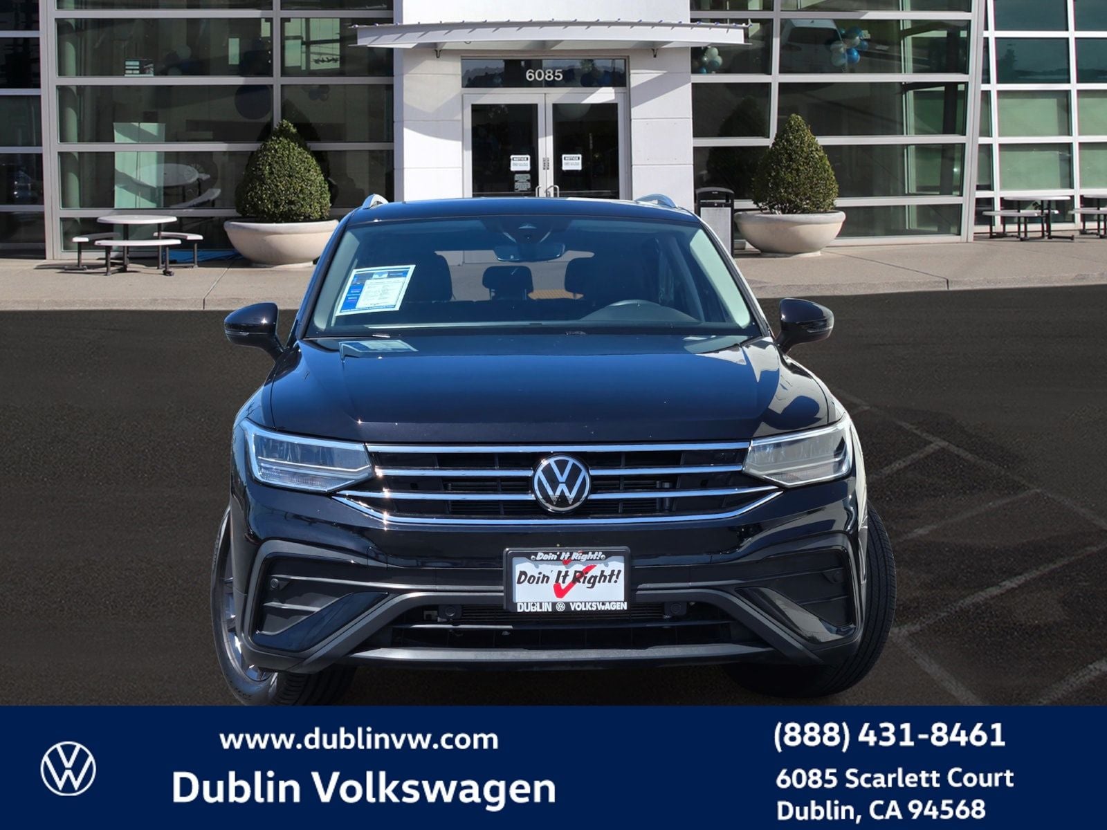 2023 Volkswagen Tiguan 2.0T SE