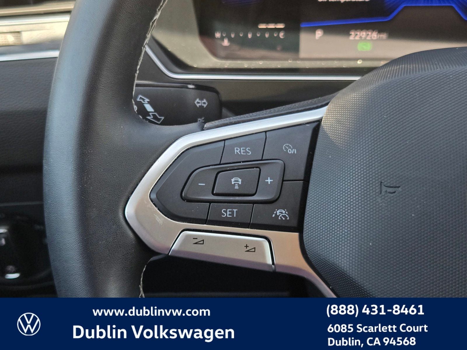 2023 Volkswagen Tiguan 2.0T SE