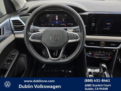 2025 Volkswagen Taos 1.5T SE