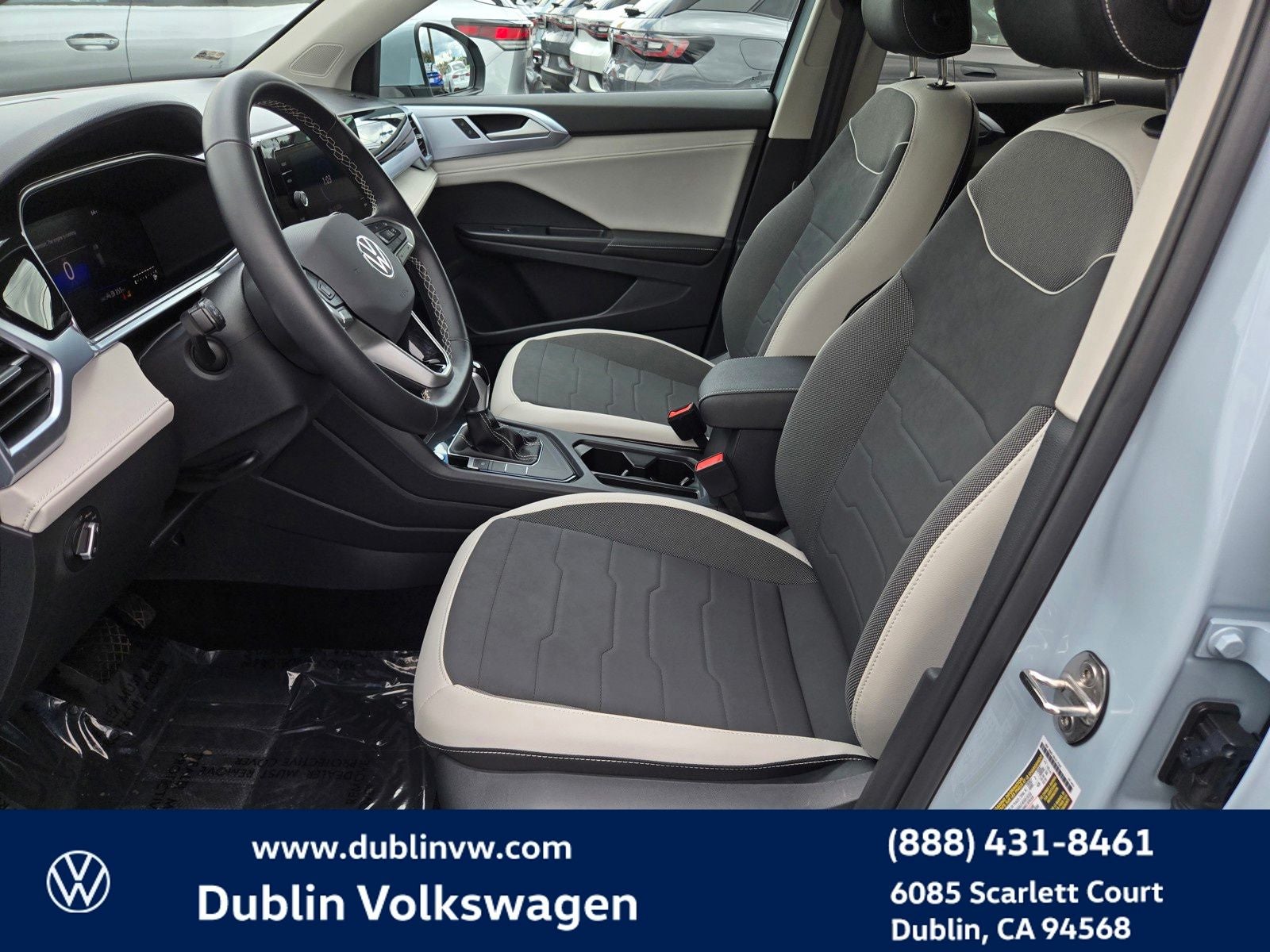2025 Volkswagen Taos 1.5T SE