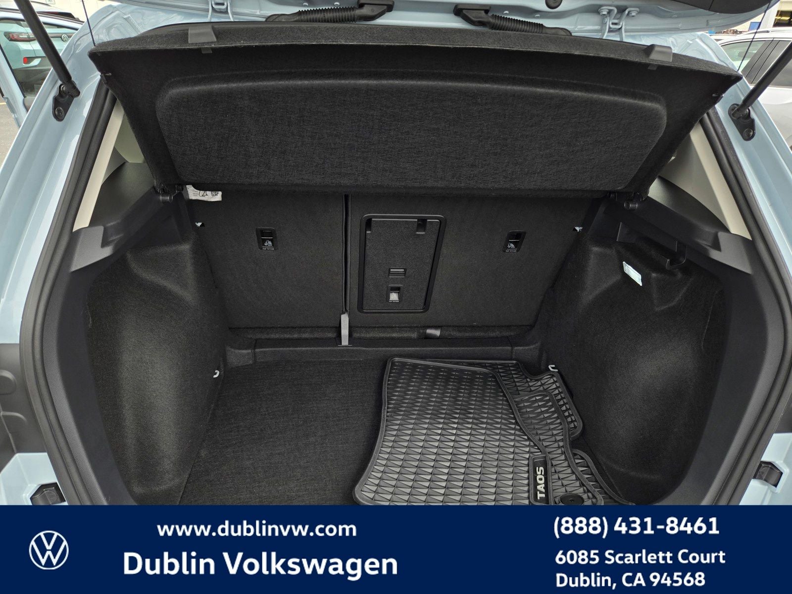 2025 Volkswagen Taos 1.5T SE